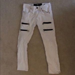 White biker jeans